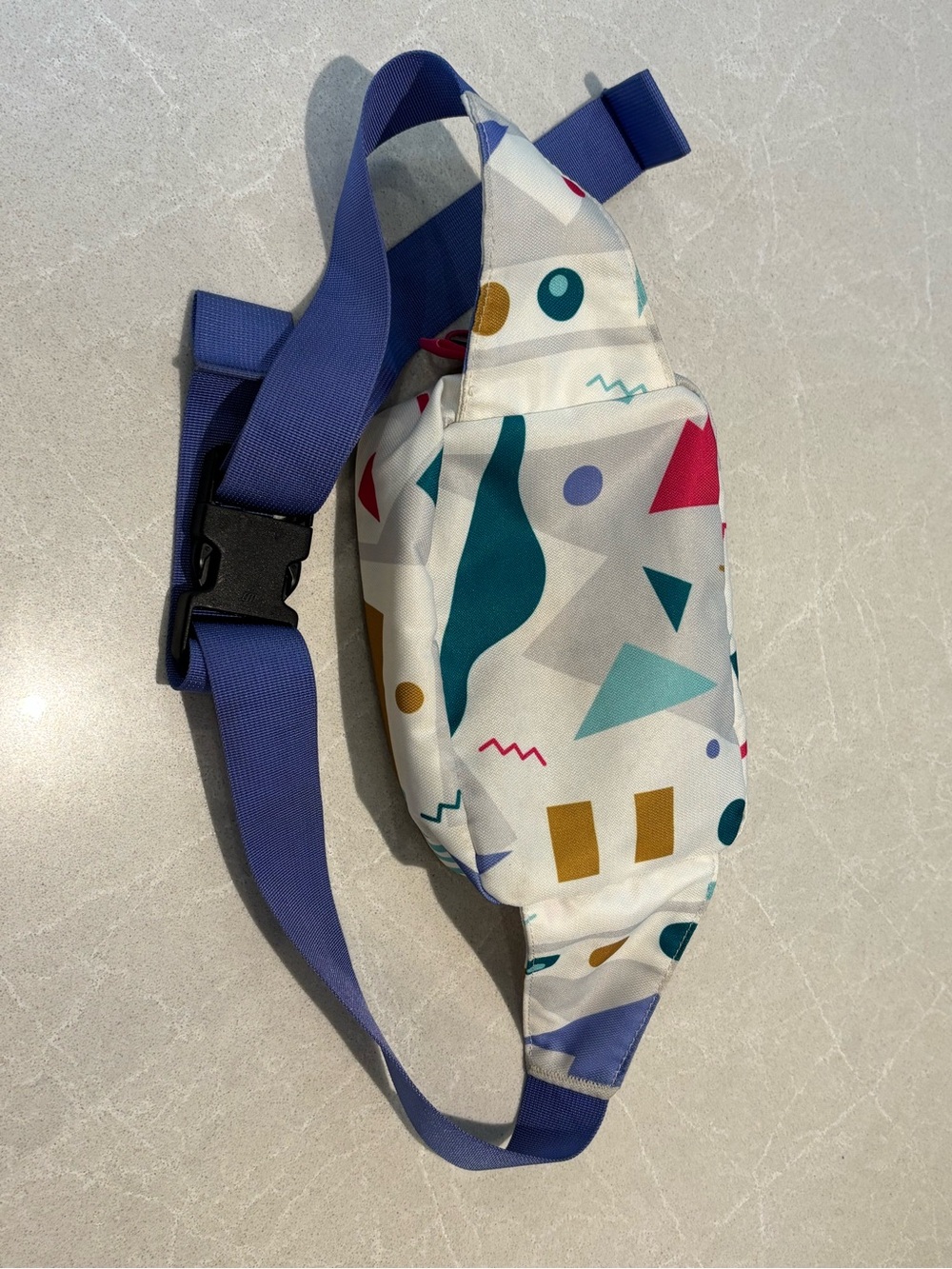 MEC Mountain Equipment Company Geometric Retro Hip Pack Fanny Bag Flaws - Picture 8 of 16
